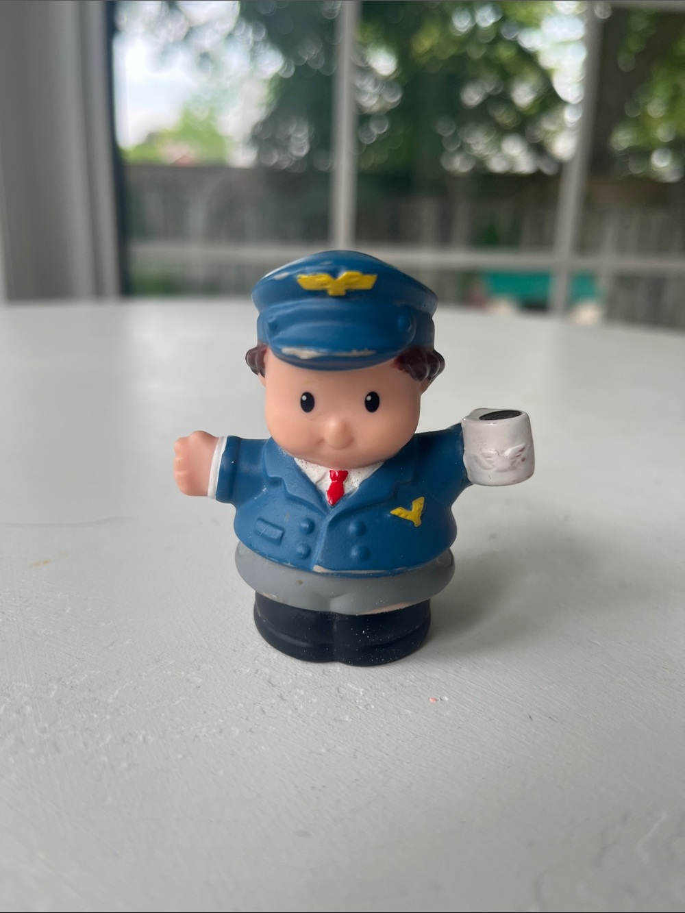 3/$20💛 Little people 2008 Blue Pilot Toy Figure